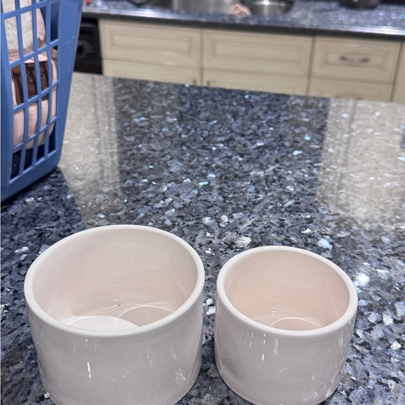 🌶️🥑 Fun Cool Rae Dunn White Ceramic Salsa and Guac Bowls 🌶️🥑 - Picture 2 of 14